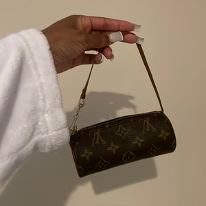 LOUIS VUITTON mini papillion